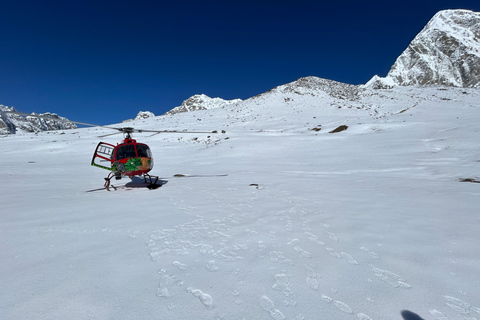 珠穆朗玛峰大本营和五峰岭直升机之旅预订