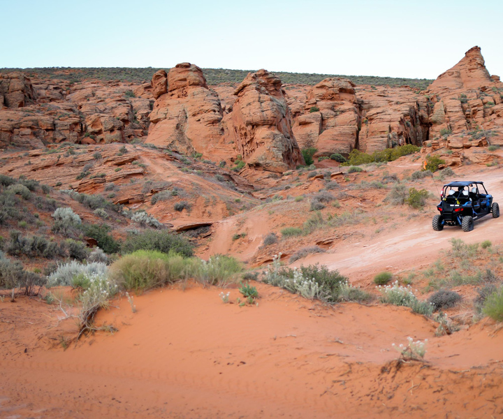 Hurricane: UTV Rental with Mountain Bike Carrier