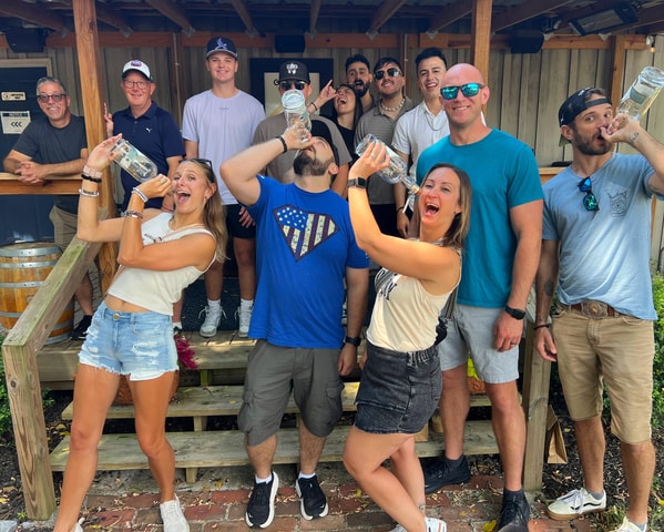 Tennessee Whiskey Experience: Tour w/ 11+ Whiskey Tastings
