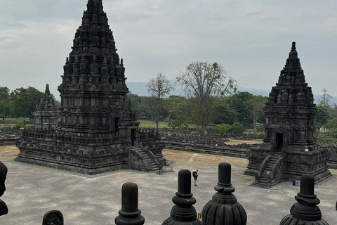 Yogyakarta: 5-Day Dieng Plateau Tour with Jeep Ride The Beauty of Yogyakarta and Dieng Plateau 5D4N Tour Package