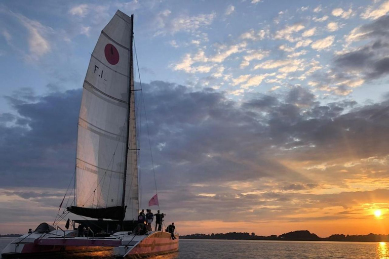 Brittany: Glénan Archipelago Sailing Day Concarneau