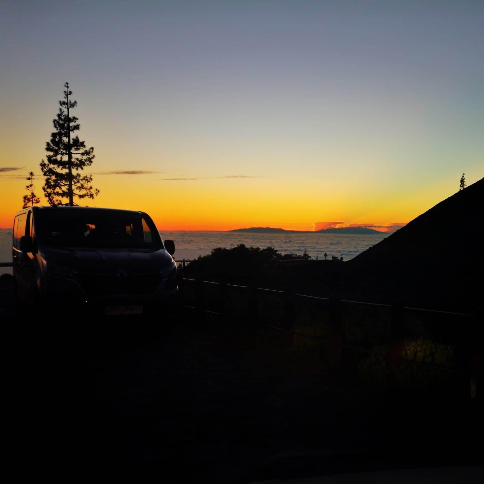 Teneriffa: Ritualerlebnis bei Sonnenuntergang auf dem Teide – über den Wolken