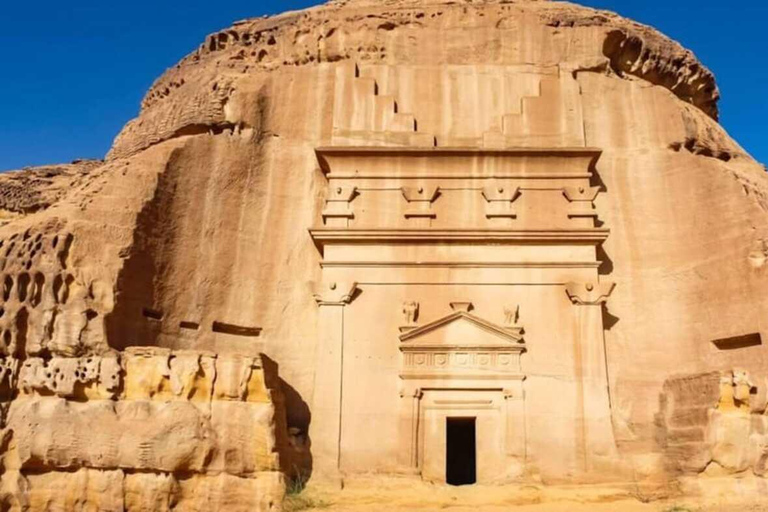 AlUla: Madain Saleh, Elephant Rock, and Jabal Ikmah Tour