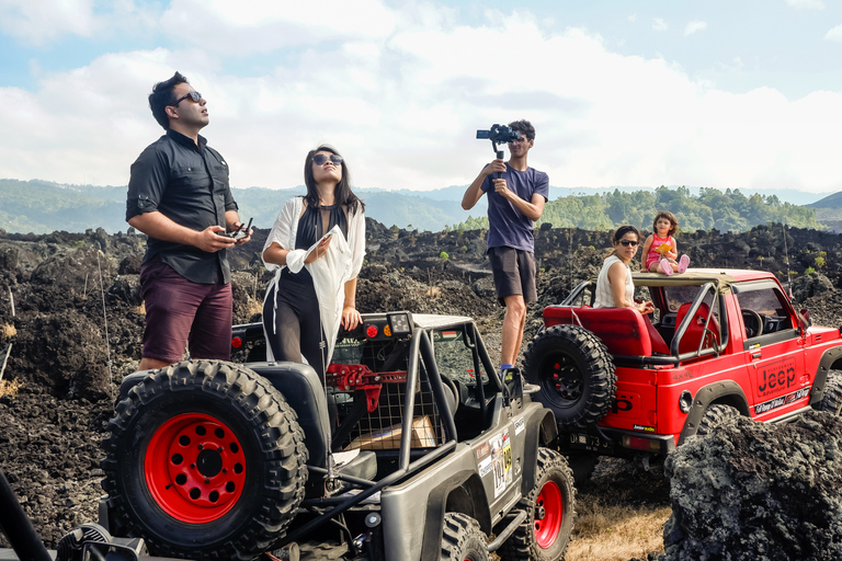 Mount Batur: Sunrise Jeep Tour &amp; Natural Hot SpringPrivat tur med transfer