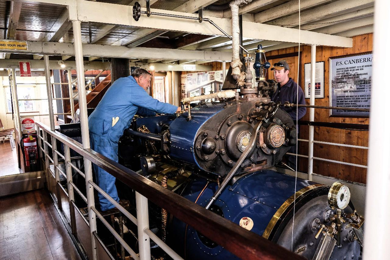 Echuca: Murray River Cruise to Winery with Lunch & Drink