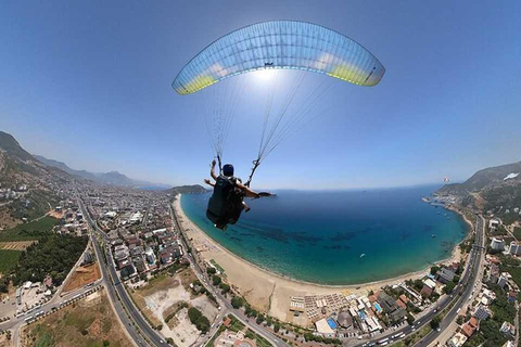 Alanya: Tandem Paragliding Tour with Hotel Transfer