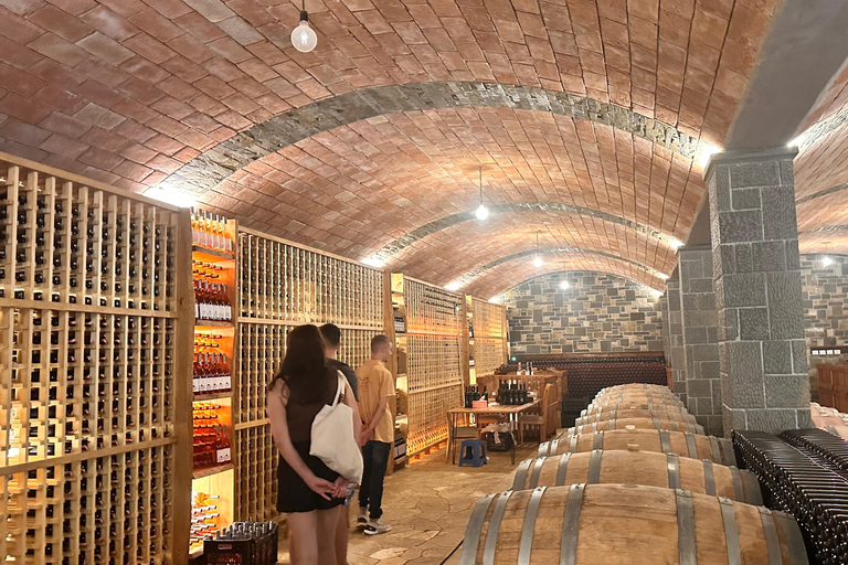 بيرات: جولة وتذوق نبيذ بوبا