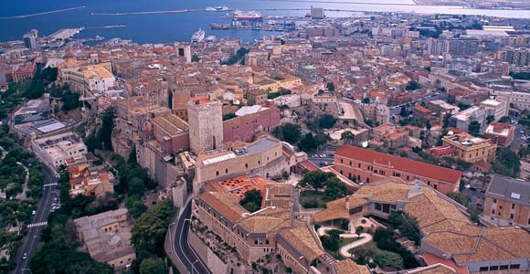 Cagliari: Geführte Altstadt-Tour mit dem E-Bike