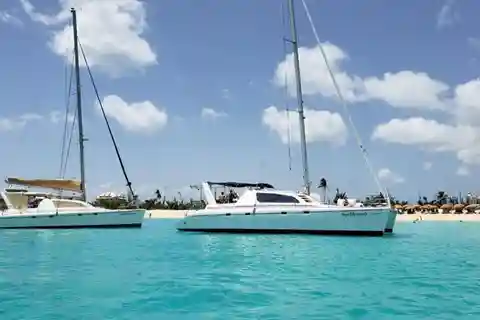 St. Maarten: Island Tour with Snorkeling & BBQ Lunch