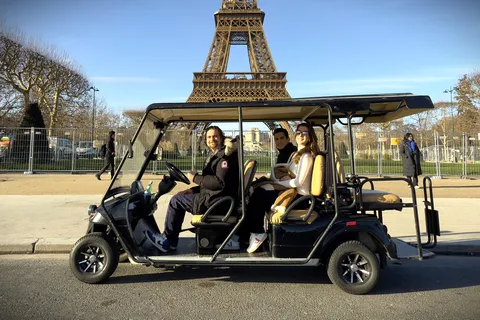 1 Hour Paris Landmarks Tour with Professional Guide
