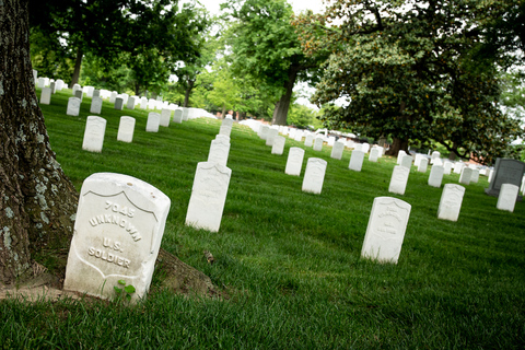 Washington: tour guidato del cimitero nazionale di ArlingtonWashington, DC: tour guidato del cimitero nazionale di Arlington