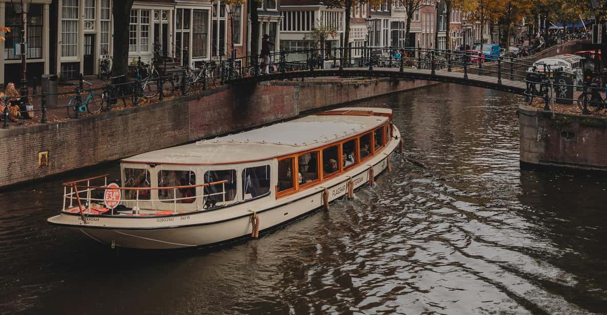 Afbeelding 6 van Amsterdam: luxe grachtenrondvaart met onbeperkte drankjes en hapjes