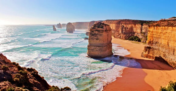 Great Ocean Road Reverse Tour: 12 Apostles & Loch Ard Gorge