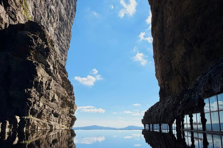 Vertical Heights: A 2-Day Private Discovery of Zhangjiajie