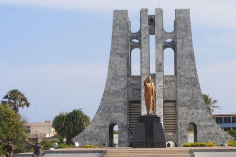 Accra: Private City Highlights Tour with Guide & Pickup