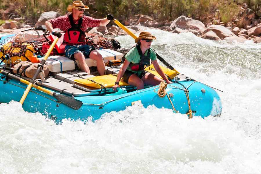 Moab: Colorado River und Fisher Towers Halbtages-Rafting-Tour. Foto: GetYourGuide
