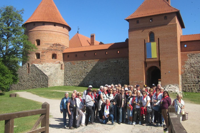 Vilnius: Old Town Walking Tour with a Local Guide