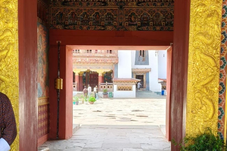 7-Days in Bhutan with River Rafting, Farm Lunch & Stone Bath