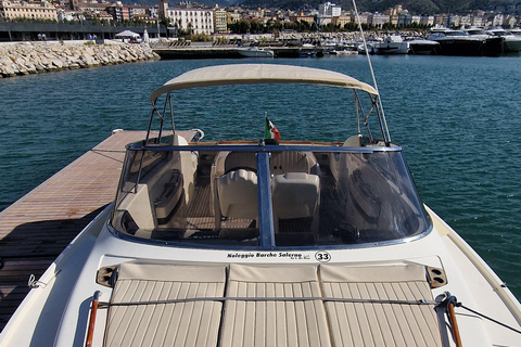 Private Amalfi Coast Boat Tour by boat with Aperitif & snack Private Amalfi Coast Boat Tour by Gozzo with Skipper & Drink