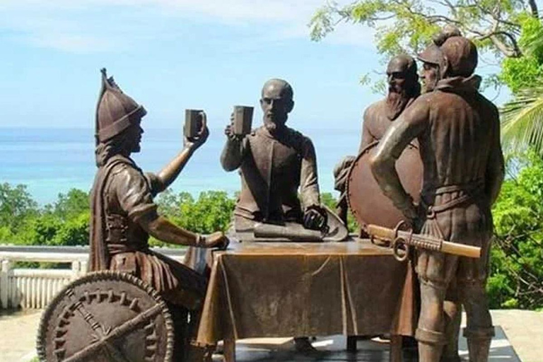 Cebu: Bohol Countryside and Loboc River Cruise Day Tour