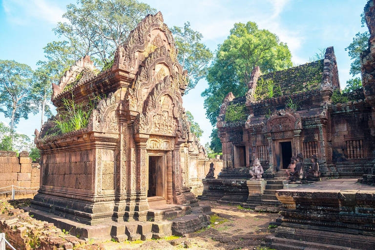 Siem Reap: Kulen Waterfalls and Banteay Srei Tour