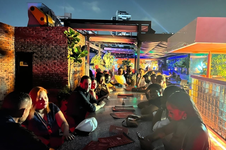 Tour nocturno de Medellín: Azoteas, Fiestas Locales y Clubes TecnoMedellín: Recorrido exclusivo por la vida nocturna: Azoteas y discotecas