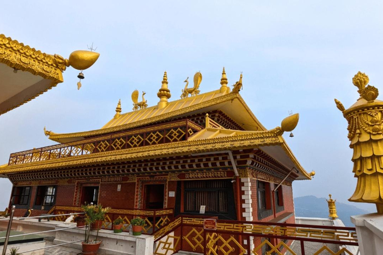 Katmandú: Retiro de una noche en un monasterio con excursión guiada