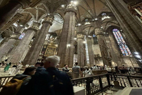 Milano: Luxury Duomo Fast-Track Entry with Lift to Terraces