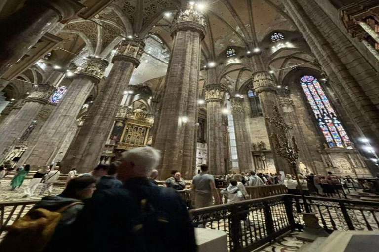 Milano: Luxury Duomo Fast-Track Entry with Lift to Terraces