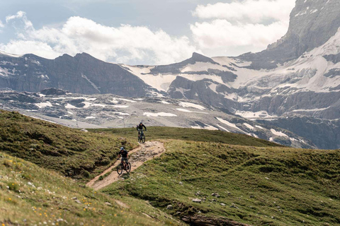 Zermatt: Five Lake Trail Private Guided Hike with Meal