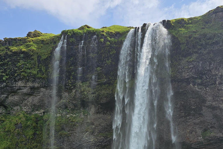Private Tagestour an der Südküste mit GletscherwanderungPrivate Tagestour an die Südküste mit Gletscherwanderung