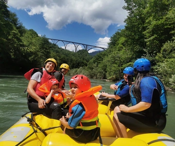 PONTE DI TARA: gita di rafting sul fiume Tara con trasferimento in jeep