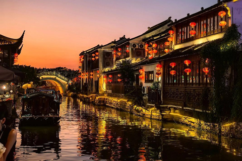 From Shanghai: Zhujiajiao Water Town Day Trip with Boat Ride
