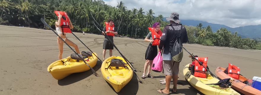 Excursion en kayak et snorkeling dans le parc national Marino Ballena