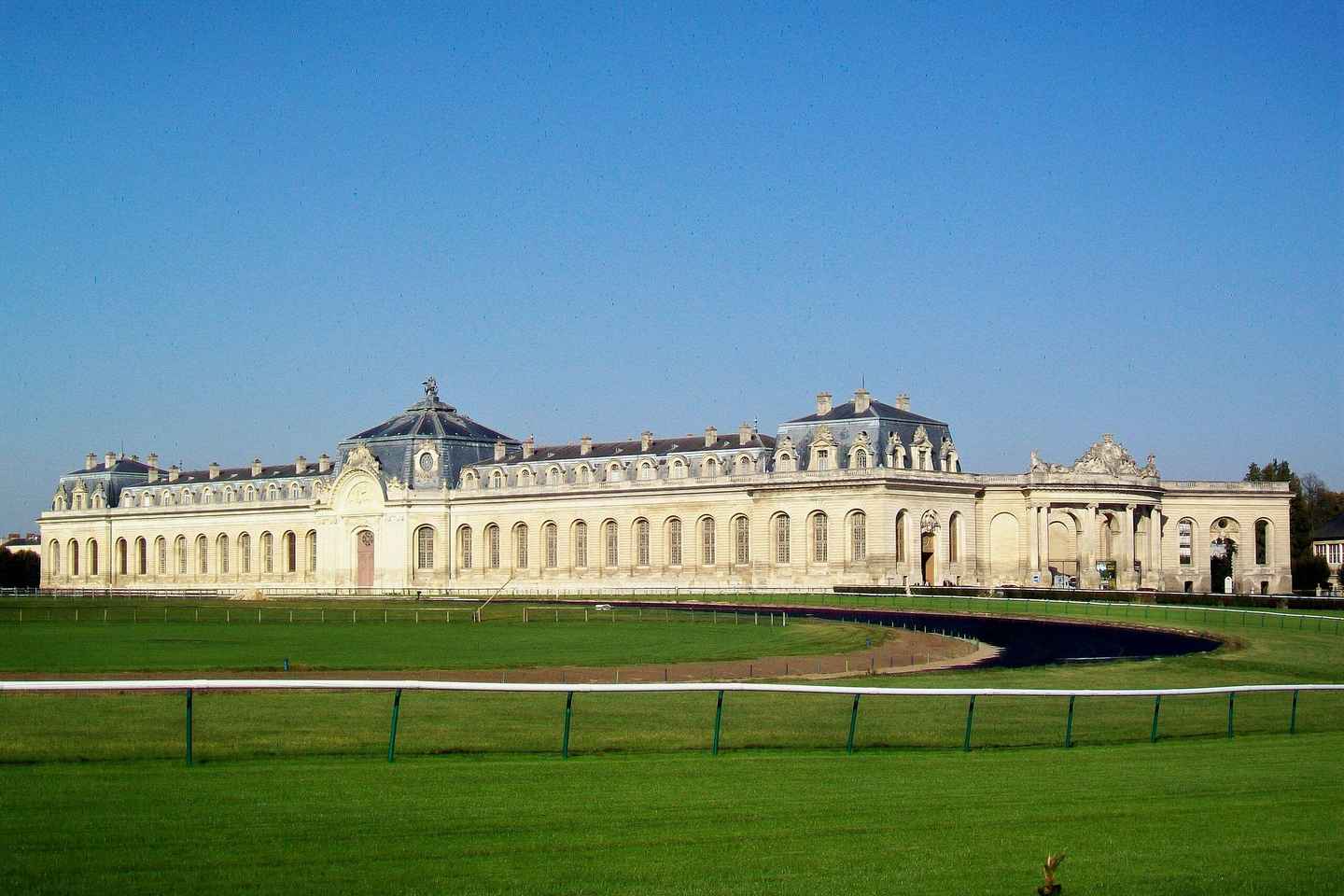 Paris: Private Tour of Domaine de Chantilly Ticket&Transfer