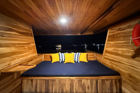Labuan Bajo: 3-Day Komodo Island Cruise & LandTour, 15 Stops Superior Boat Sharing Room + Overland, Park Fee Excl.