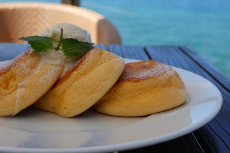 从大阪出发：鸣门漩涡船与阿波舞1日巴士游从大阪出发：鸣门漩涡船和阿波舞 1 日巴士游