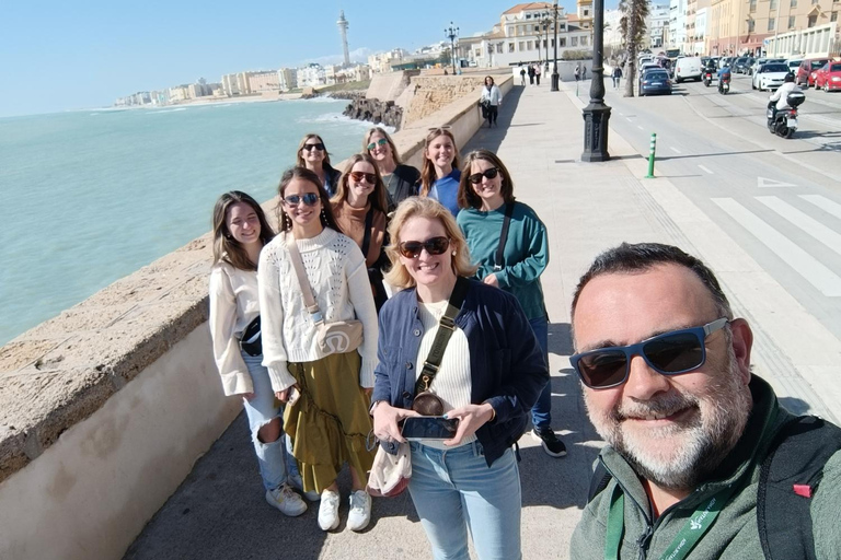 Excursion to the White Villages and Cádiz from Seville Pickup at Calle Rastro, 12