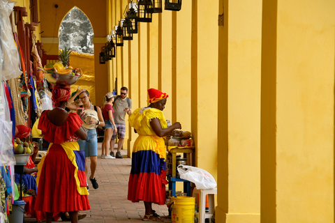 5-Day Cartagena Experience with Sunset Cruise & Street Food