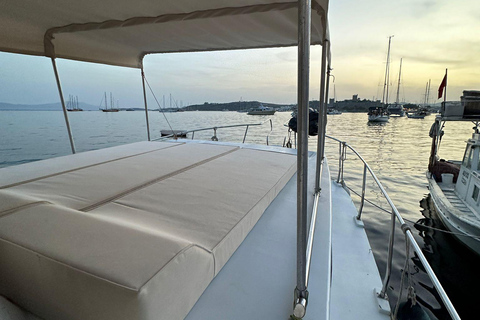 Bodrum Private Sunset Boat tour with swimming stop