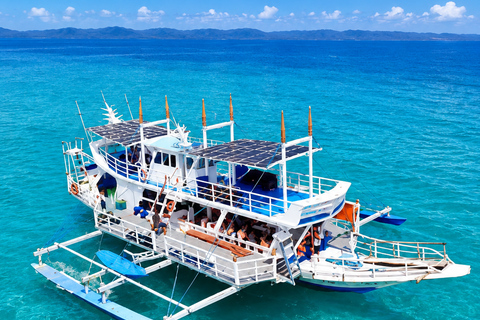 3-Day 2-Nights Group Boat Expedition from Coron to El Nido