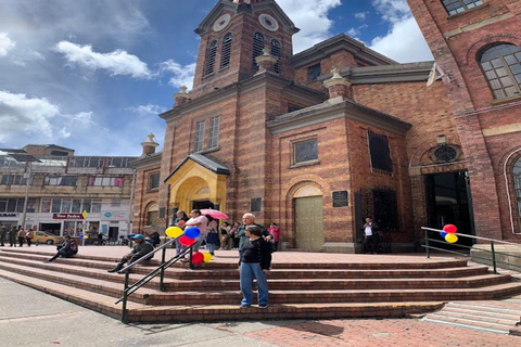 Bogotá: Divino Niño Jesús Sanctuary Guided Tour