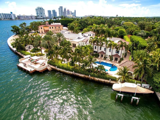 Miami: Celebrity Homes Boat Tour with Guide