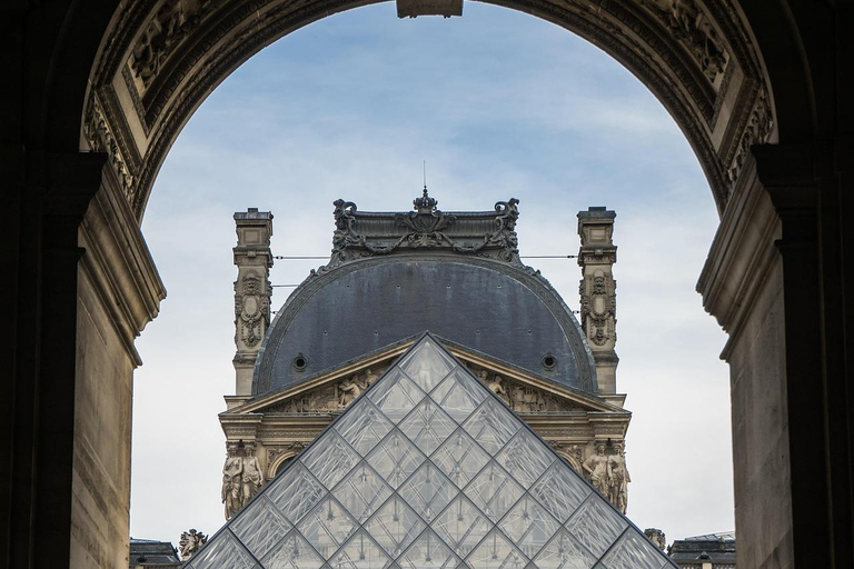 Louvre Museum Closing Time Guided Tour with the Mona Lisa