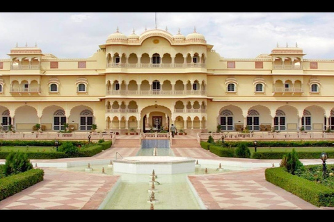 Tour privato di 3 giorni di Jaipur e RanthamboreTour privato di 3 giorni a Jaipur e Ranthambore