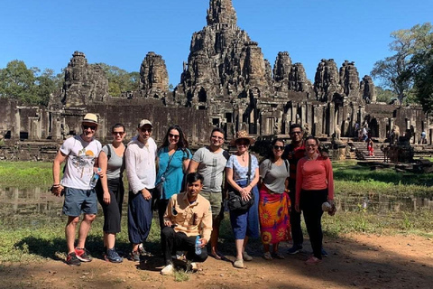 Siem Reap: Tur i liten grupp 1 dagstur på Angkor WatTur i liten grupp på franska