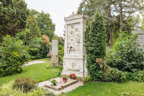 Vienna: Vienna Central Cemetery Guided Walking TourPrivate Tour