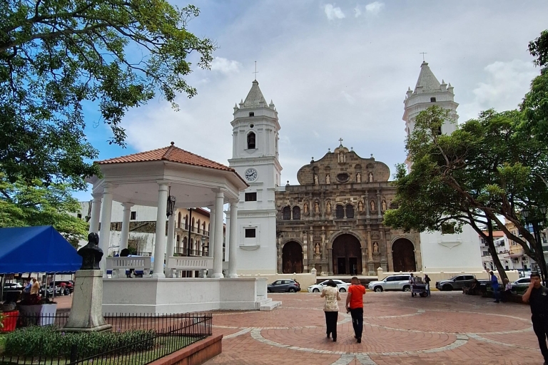 Visite privée de 5 heures de la ville de PanamaVisite espagnole