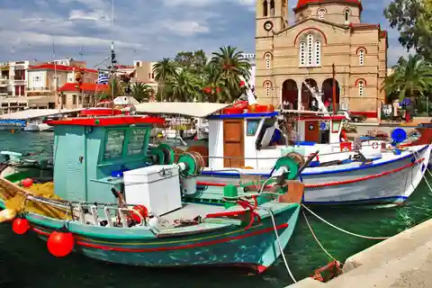 Atenas: Crucero a nado por Egina, Agistri y Metopi con almuerzo
