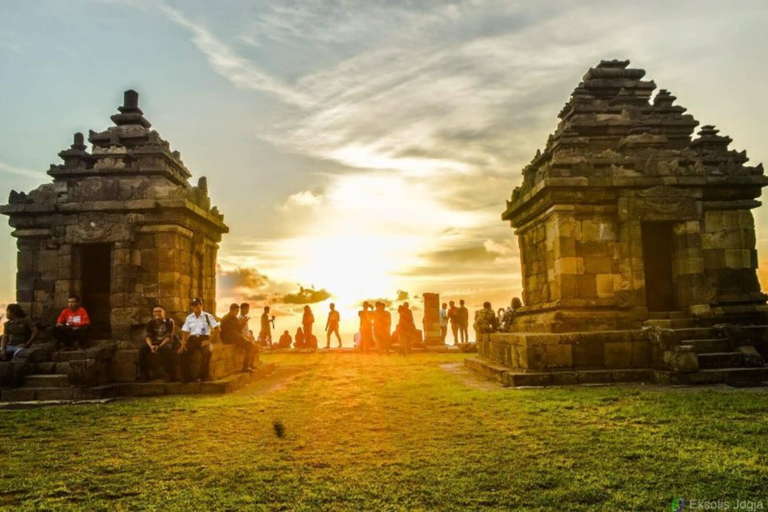 Yogyakarta: Prambanan Temple,Breksi Cliff And Ijo Temple..